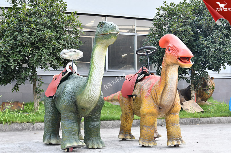 行走恐龍游樂車，仿真乘騎恐龍