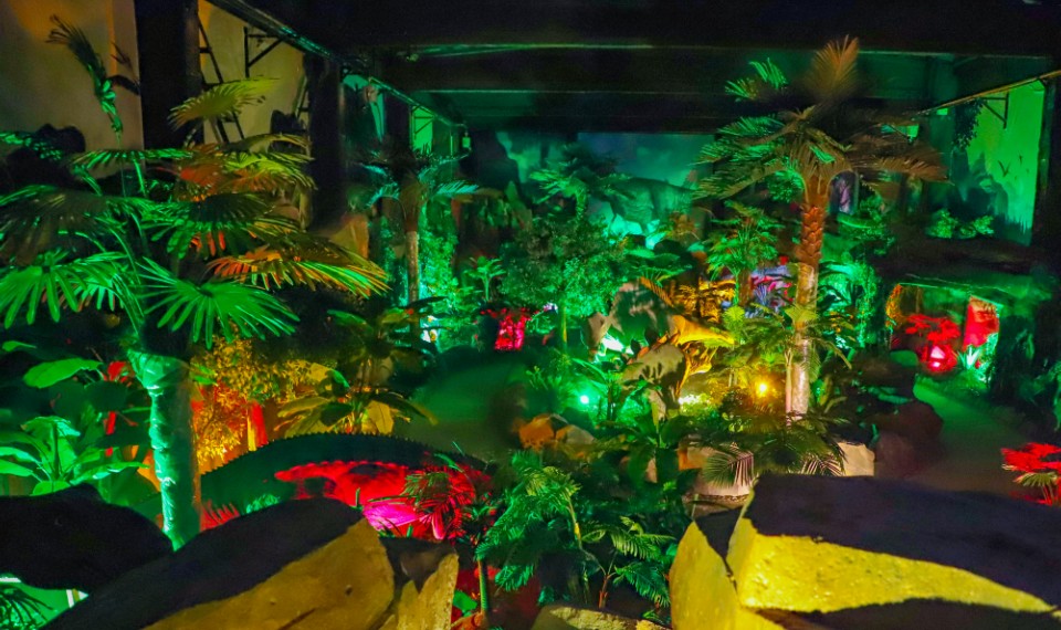 陜西商洛侏羅紀恐龍世界